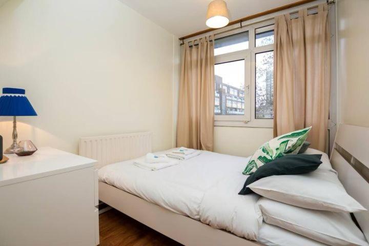 Cosy Room With Smart Tv In Central ลอนดอน ภายนอก รูปภาพ